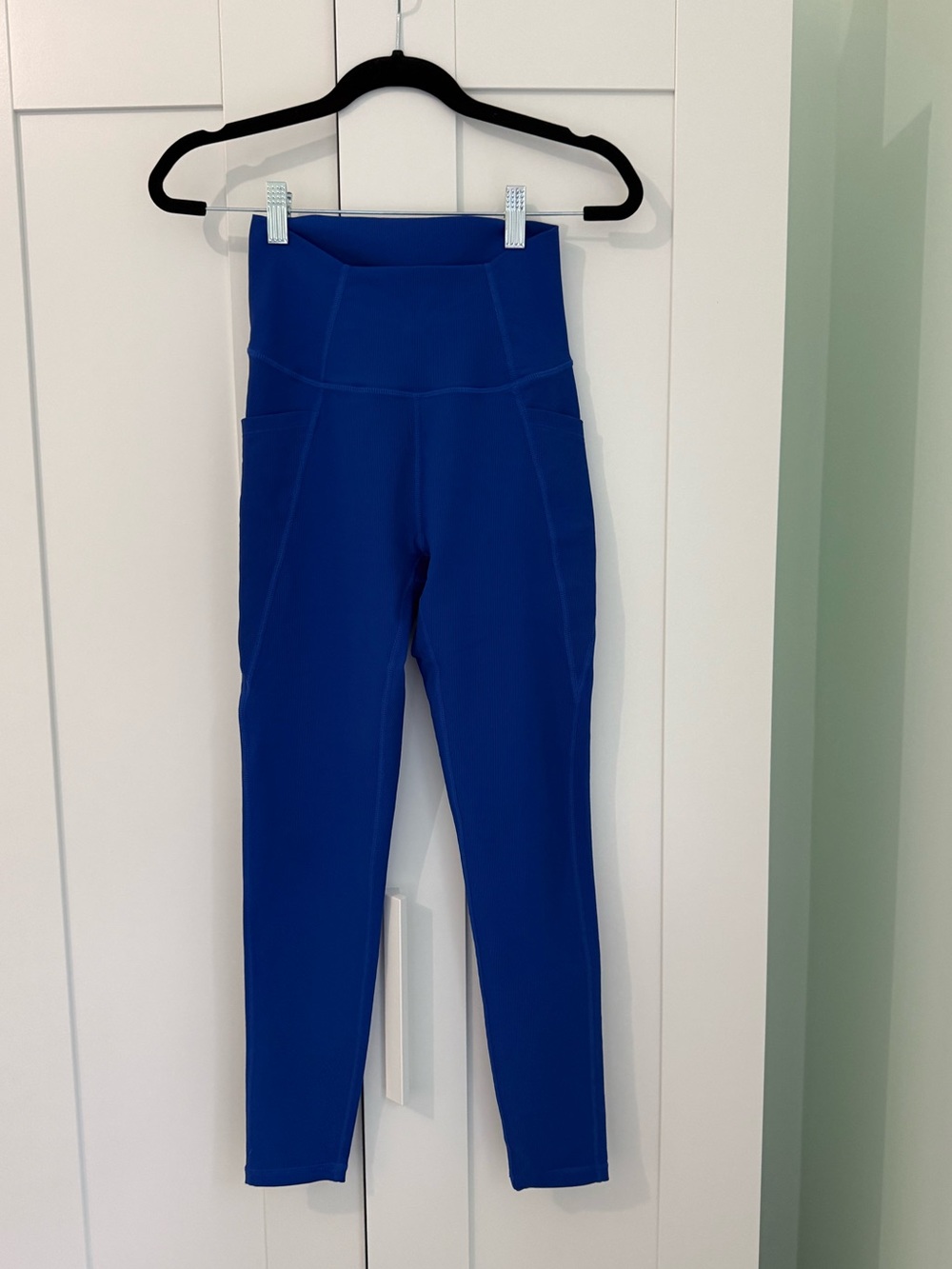 High-Rise Athletic Leggings in Deep Blue
